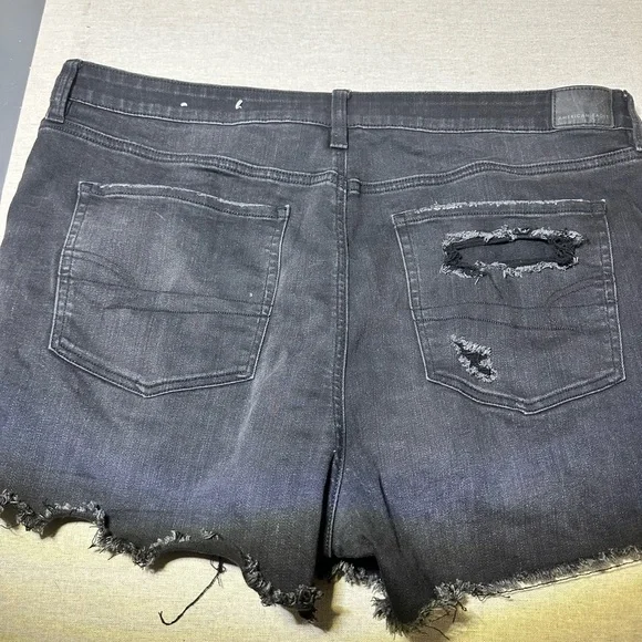 American Eagle Black Distressed Stretch Denim Shorts Size 20 - Picture 6 of 8